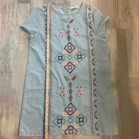 Hayden Los Angeles light blue embroidered Shift Dress size medium - Picture 6 of 16